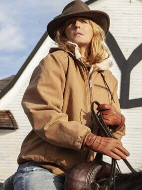 Carhartt Weathered Wildwood Jacket Tan Size Medium Hooded Sherpa Lined‎
